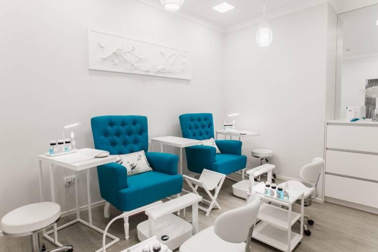 NAILS RELAXATION NAILS RELAXATION - Салон маникюра White